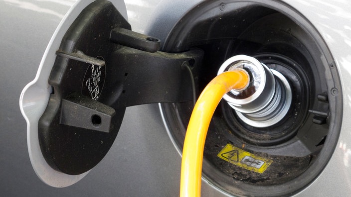 Nahaufnahme batterieelektrischer Antrieb. | Bildquelle: SWR Nahaufnahme batterieelektrischer Antrieb.