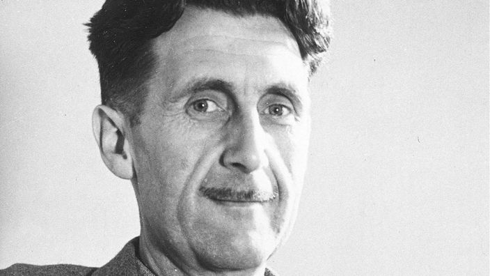 Schwarz-weiß-Foto von George Orwell
