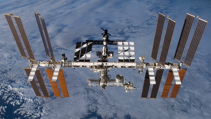 Eine Aufnahme der ISS auf ihrer Umlaufbahn um die Erde